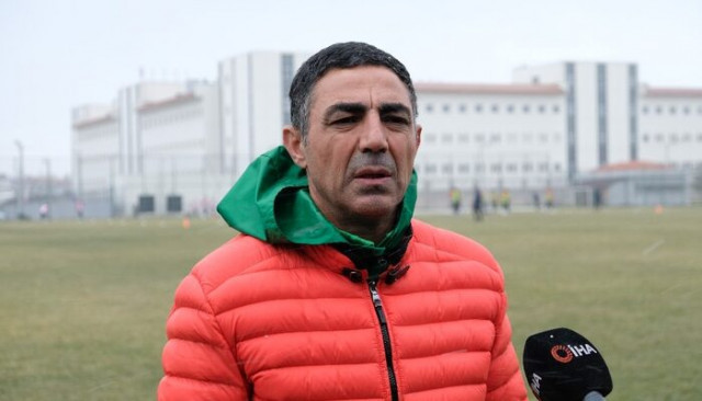 Eskişehirspor gençleriyle hayata dönmek istiyor