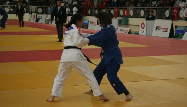 İşitme Engelliler Judo Türkiye Şampiyonası Kilis'te yapıldı