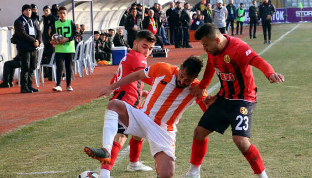 Eskişehirspor - Adanaspor: 0-0