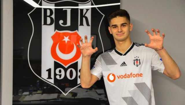Beşiktaş'ta Hasic ile 4.5 yıllık sözleşme imzalandı