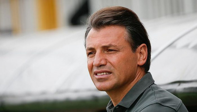 Antalyaspor Tamer Tuna ile imzaladı