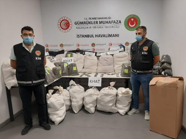 İstanbul Havalimanı'nda yarım tona yakın uyuşturucu yakalandı
