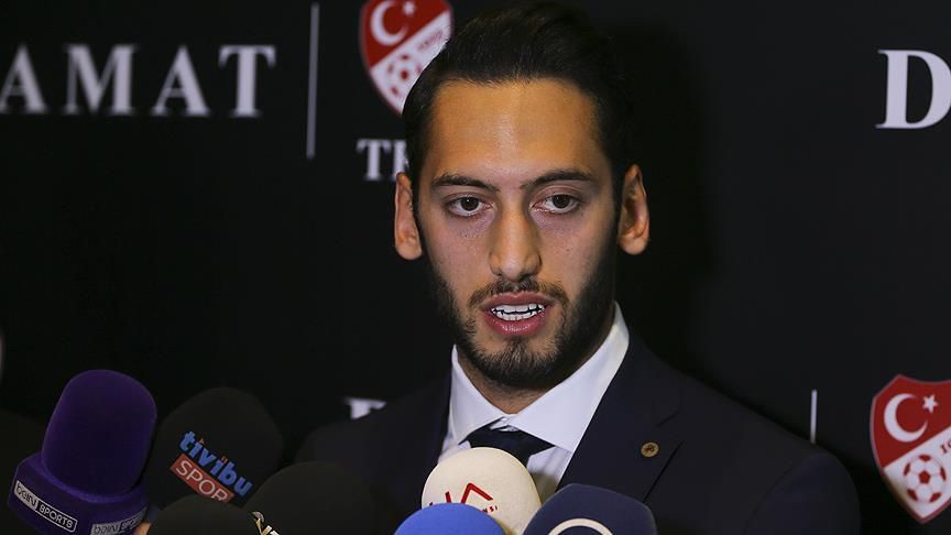 Hakan Çalhanoğlu'ndan flaş Galatasaray açıklaması