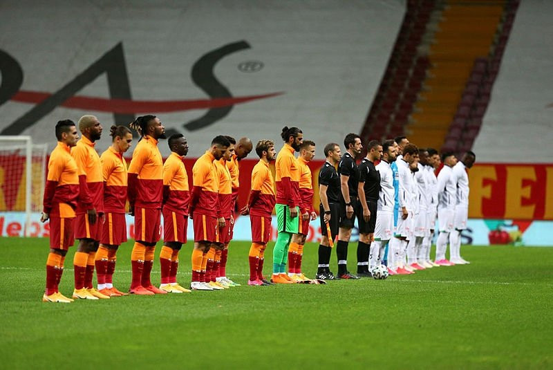 Younes Belhanda bunu da yaptı