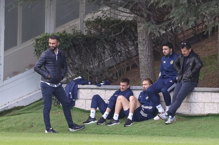 Fenerbahçe'nin devre arası yıldızları belli oldu
