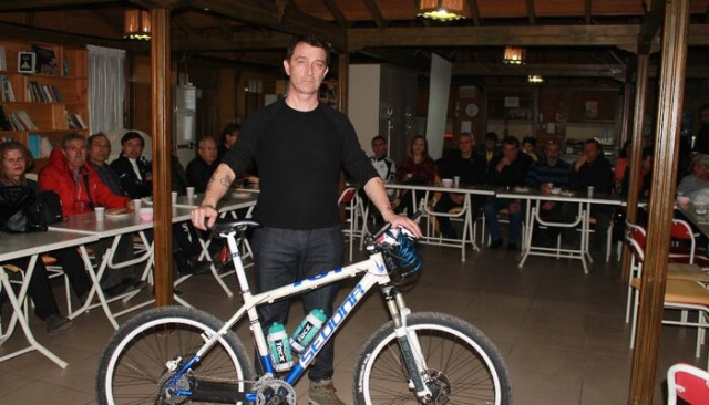 Atilla Atay, Mersin'de bisiklet tutkunlarıyla bir araya geldi