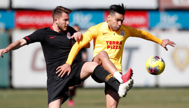Galatasaray'da Radamel Falcao takımla çalıştı