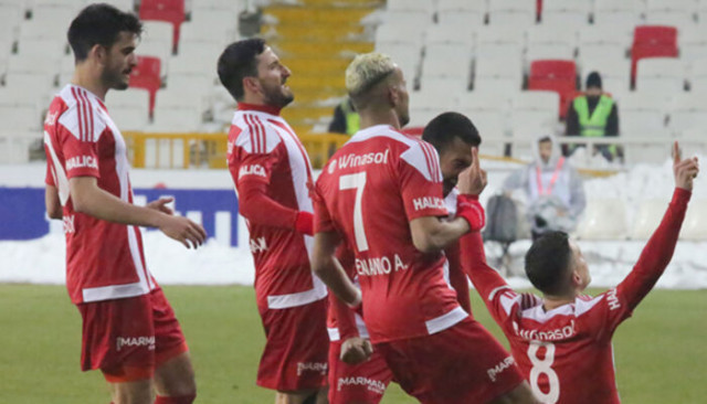 Sivasspor'a 3 gün galibiyet izni