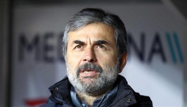Konyaspor, Aykut Kocaman ile yolları ayırdı