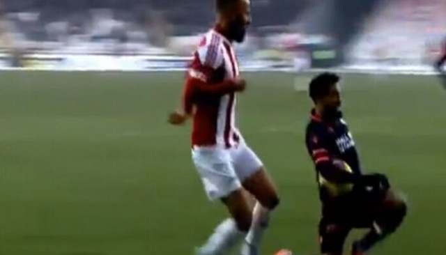 Sivasspor - Başakşehir maçında penaltı tartışması