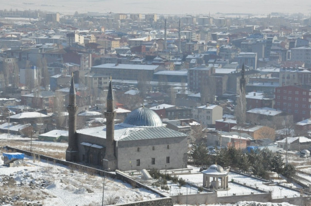 Kars’tan 80 şehre göç!