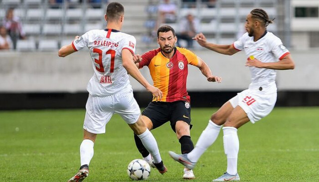 Göztepe Şener Özbayraklı'nın peşinde!