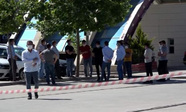 Çalışan koronadan öldü, market karantinada!