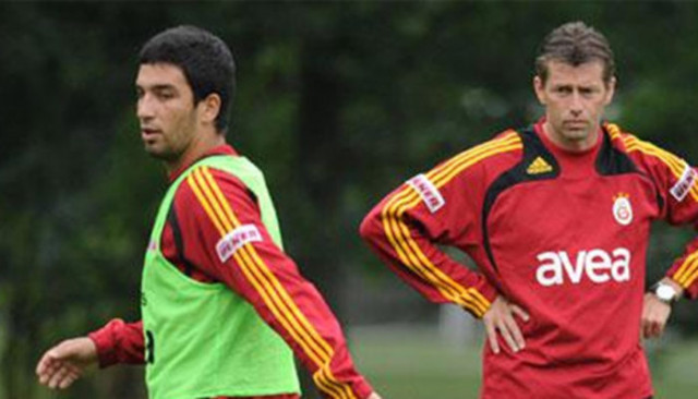 Galatasaray'ın eski teknik direktörü Skibbe'nin evinde tecavüz skandalı!