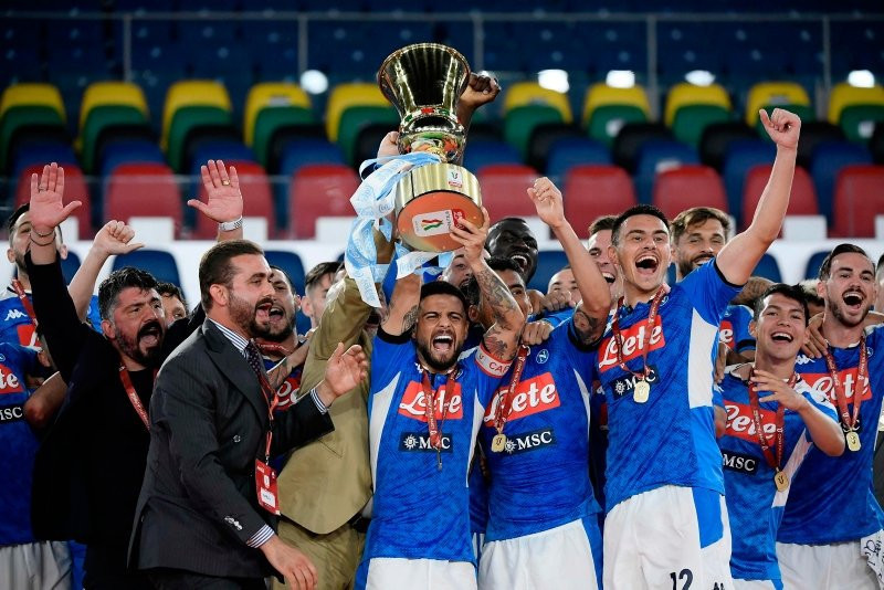 İtalya Kupası Napoli'nin! 