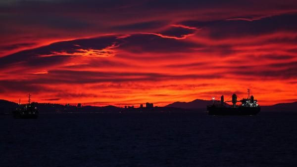 İstanbul'da gün doğumu manzarası büyüledi