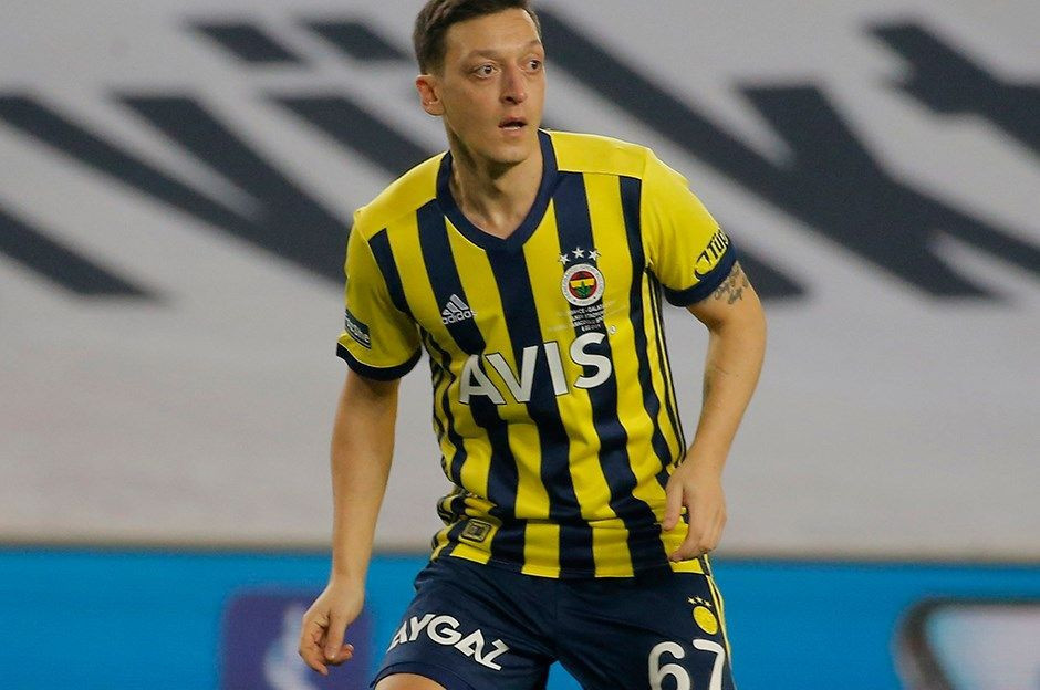 Fenerbahçe'ye Mesut Özil müjdesi