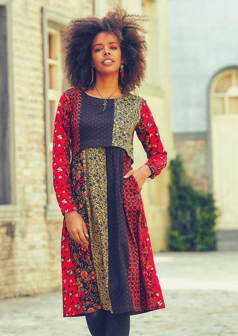 Gelecekten Gunumuze Etnik Giyim Guncel