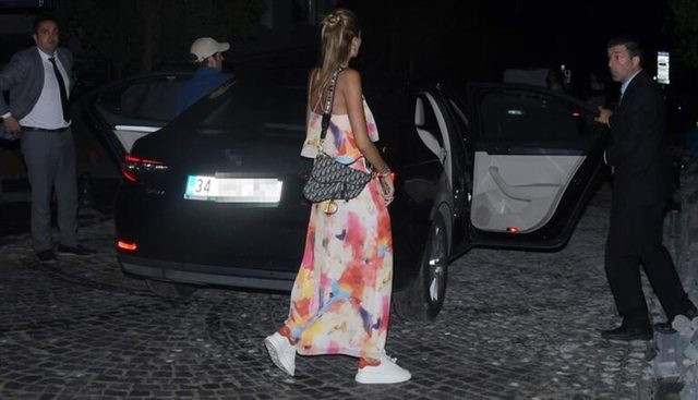 ozge ulusoy dan korumali onlem magazin